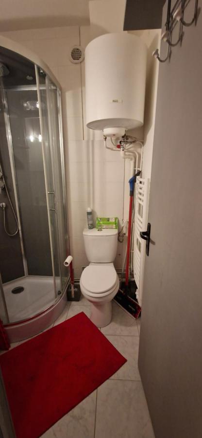 Ferienwohnung Le Chaleureux Cocon Rouge Ustou Exterior foto