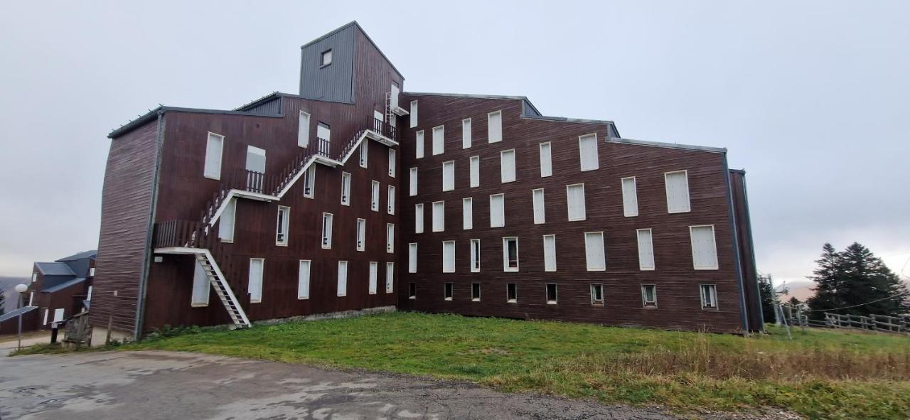Ferienwohnung Le Chaleureux Cocon Rouge Ustou Exterior foto