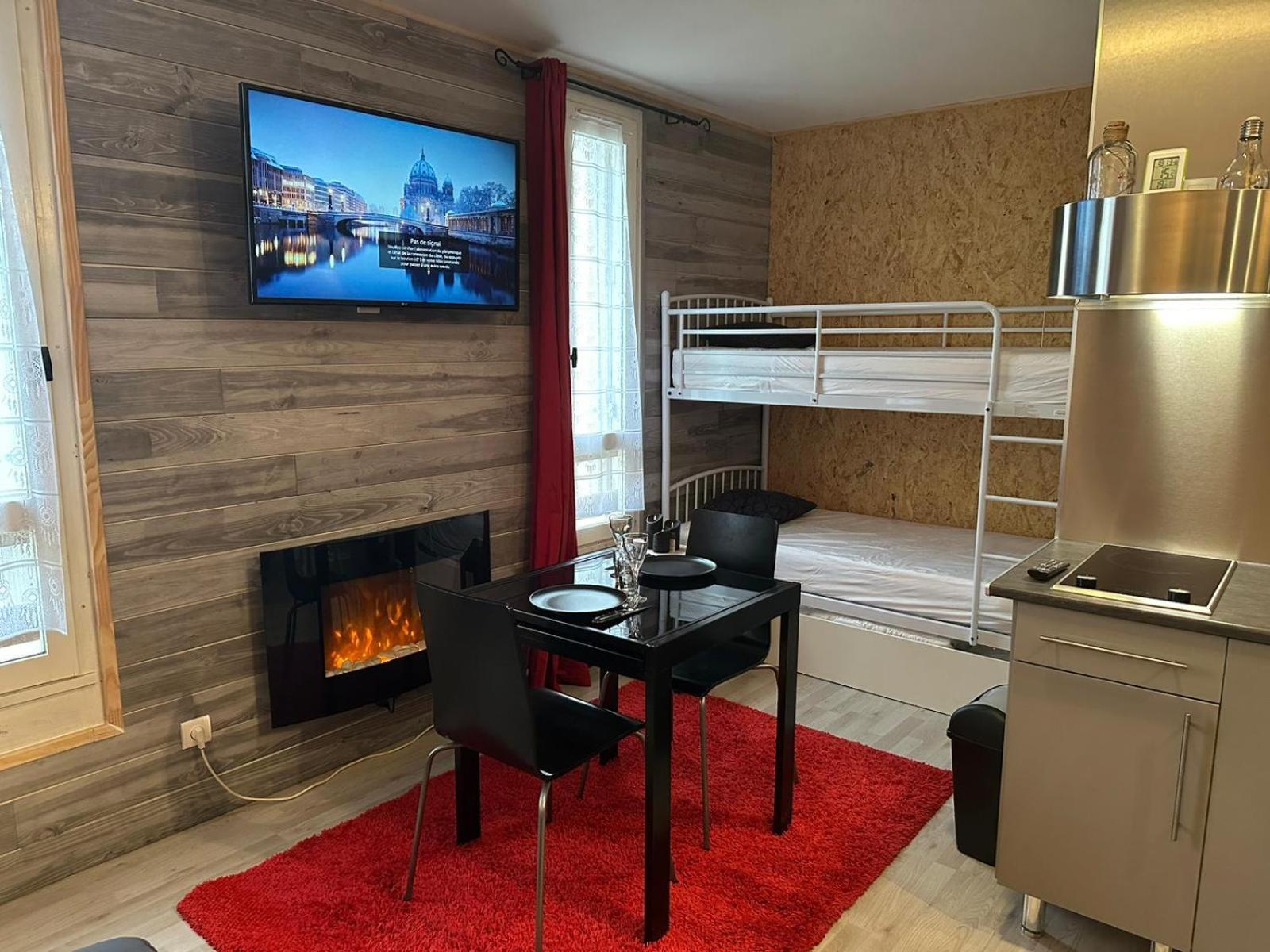 Ferienwohnung Le Chaleureux Cocon Rouge Ustou Exterior foto